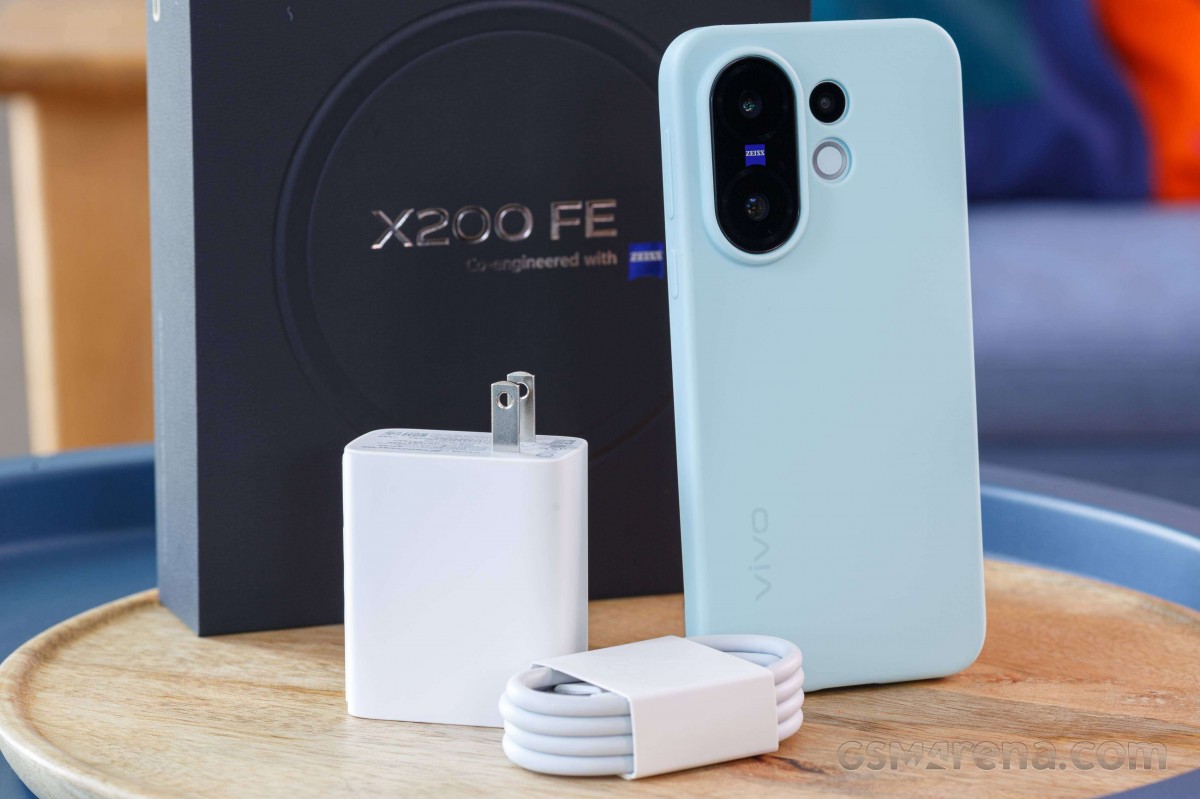 Обзор vivo X200 FE Обзор vivo X200 FE