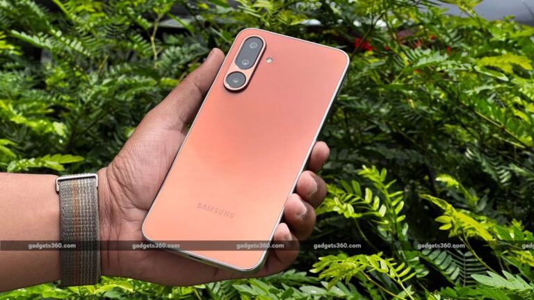 Первые впечатления от Samsung Galaxy M36 5G: стоит ли покупать новинку? Первые впечатления от Samsung Galaxy M36 5G: стоит ли покупать новинку?