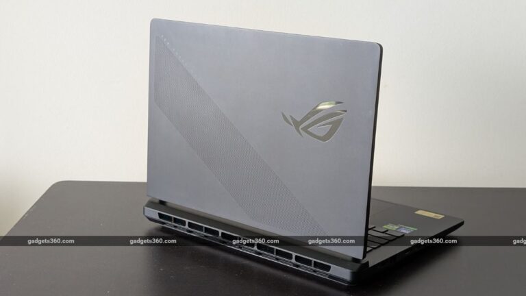 Обзор Asus ROG Strix Scar 16 (2025): Мощь и яркий стиль Обзор Asus ROG Strix Scar 16 (2025): Мощь и яркий стиль