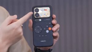 Xiaomi 17 Pro Max Retro Handheld Protective Cover демонстрирует другую размерность Xiaomi 17 Pro Max Retro Handheld Protective Cover демонстрирует другую размерность