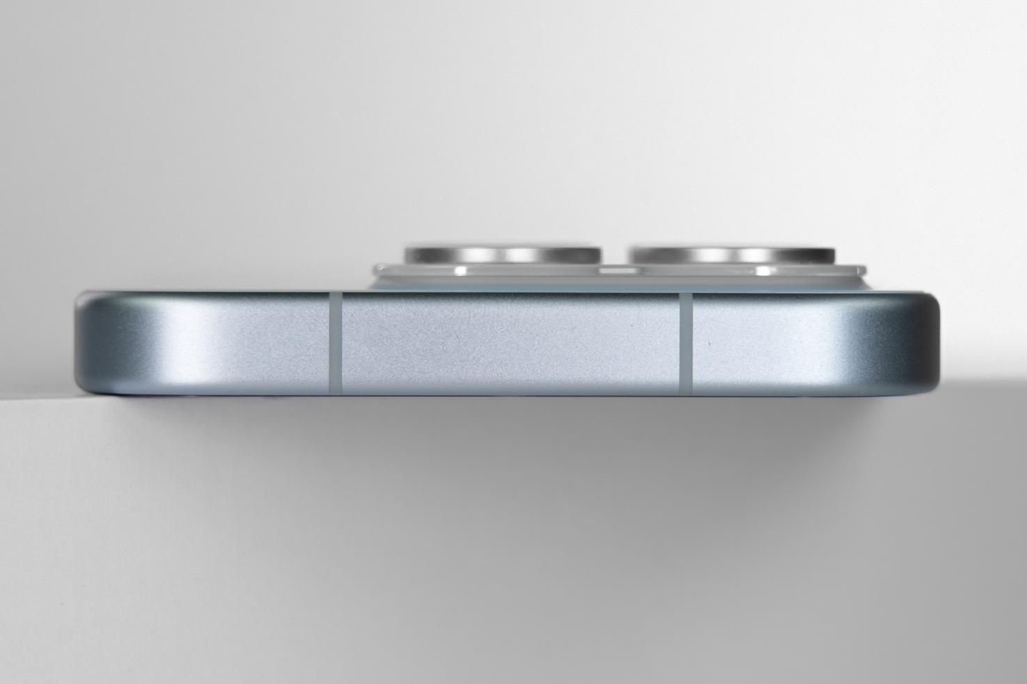 Xiaomi 17 Design Review