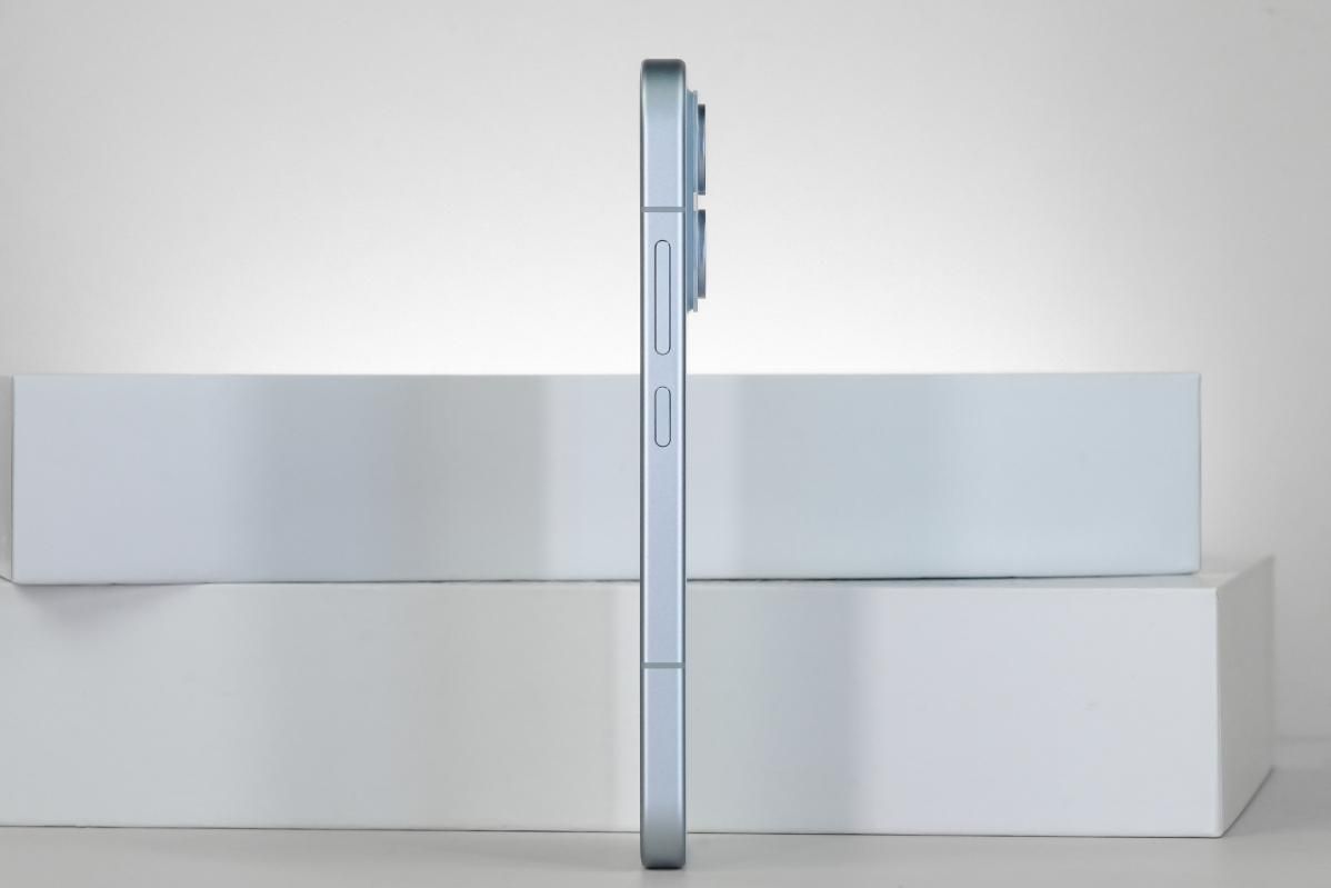 Xiaomi 17 Design Review